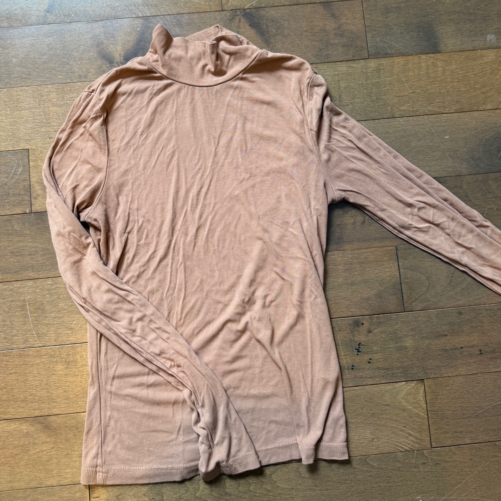 Brown Long Sleeve Turtleneck Top